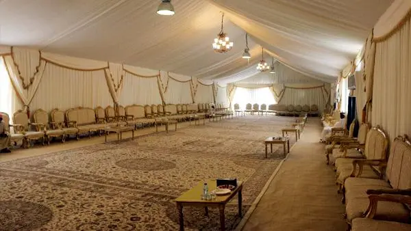 شركة تنظيف الخيام في الشارقة