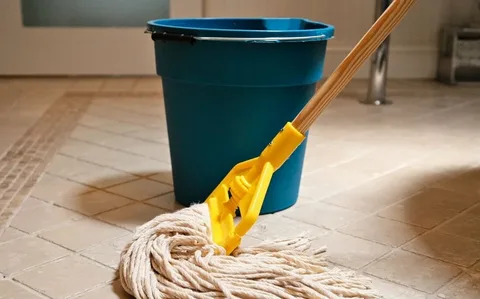 تكلفة خدمات عاملات تنظيف بالساعة في دبي